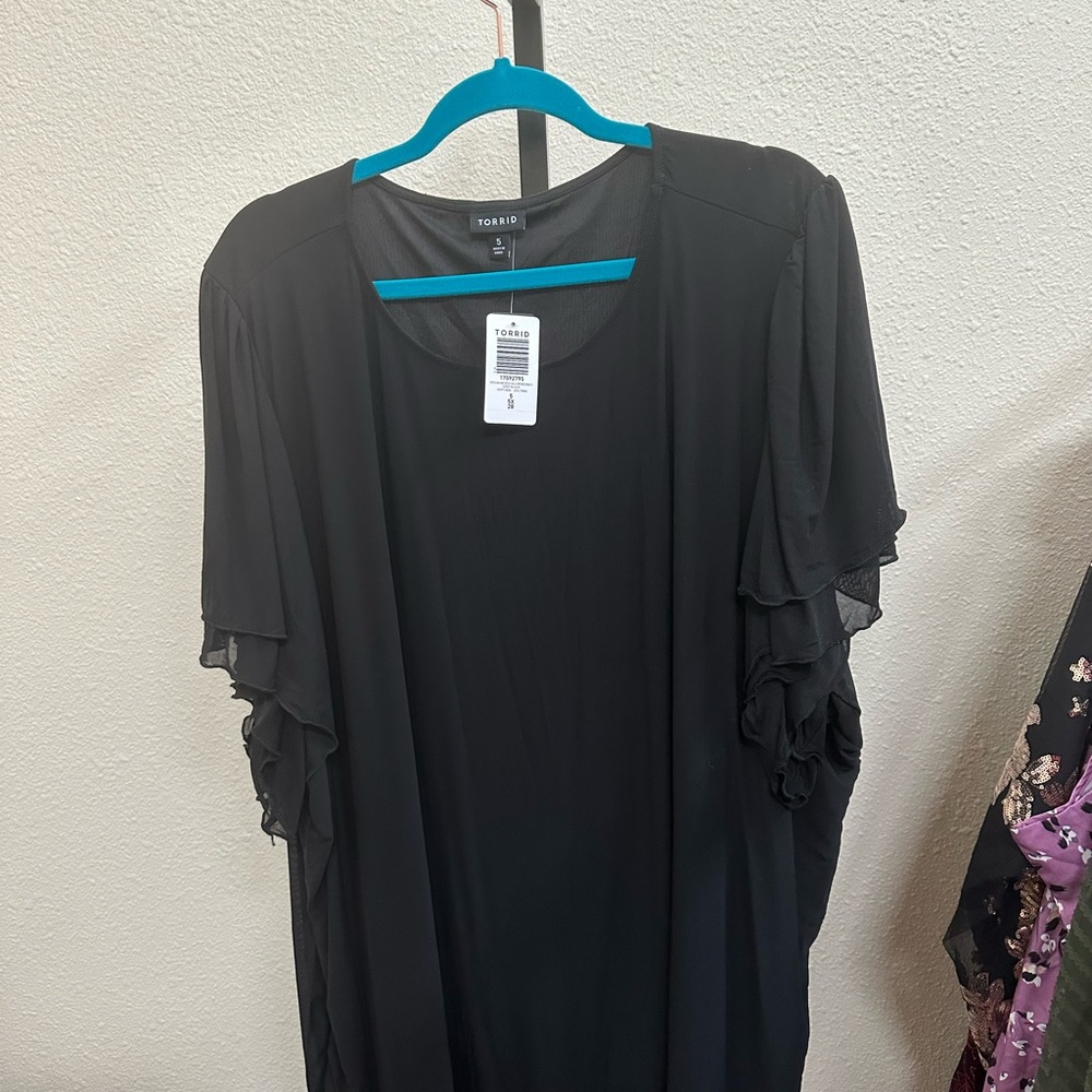 NWT Torrid | Deep Black Stretch Top - Picture 1 of 3
